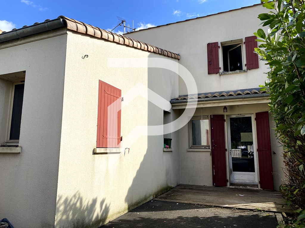 Achat maison à vendre 2 chambres 116 m² - Niort