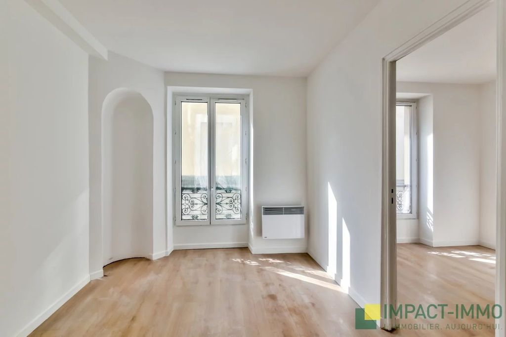 Achat appartement à vendre 2 pièces 30 m² - Paris 18ème arrondissement