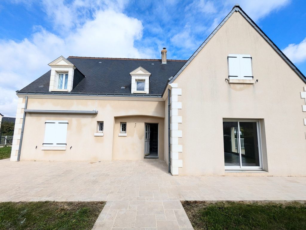 Achat maison à vendre 5 chambres 208 m² - Saint-Cyr-sur-Loire