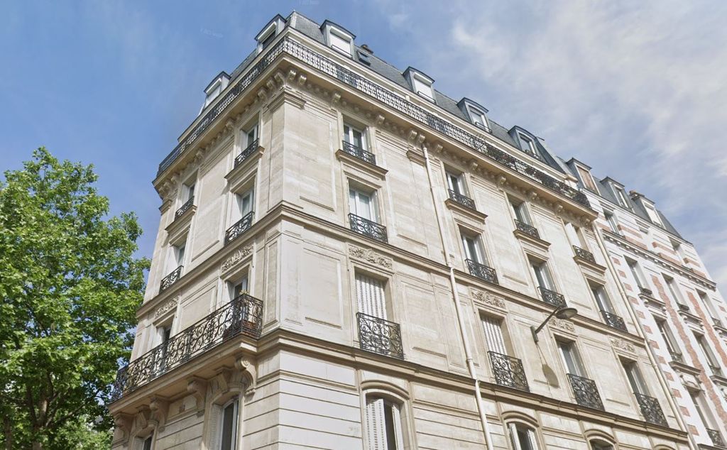 Achat appartement à vendre 3 pièces 70 m² - Paris 18ème arrondissement