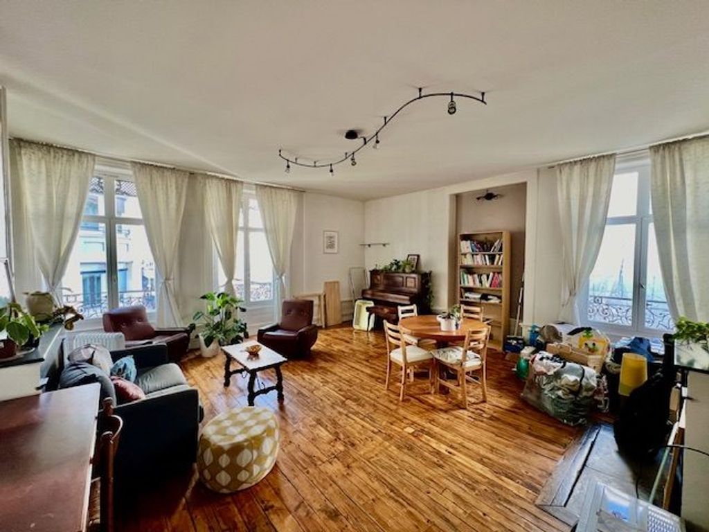 Achat appartement à vendre 2 pièces 68 m² - Saint-Étienne