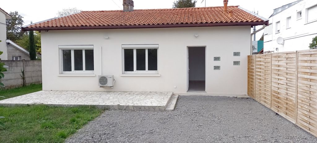 Achat maison à vendre 3 chambres 97 m² - Ambarès-et-Lagrave