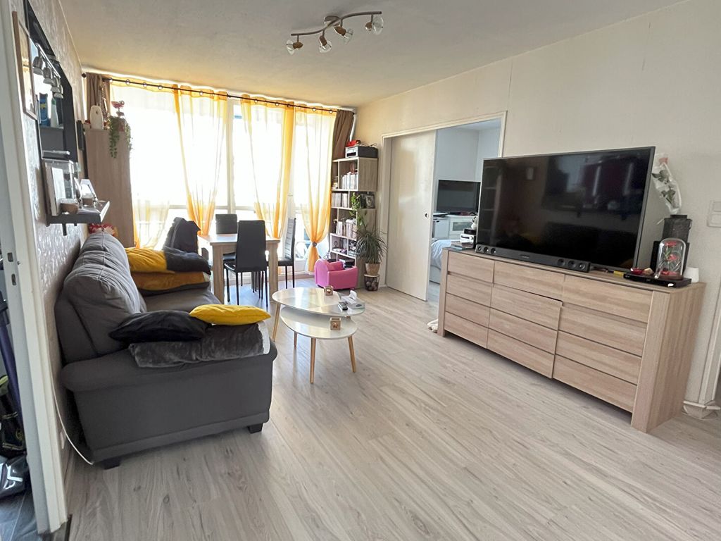 Achat appartement à vendre 4 pièces 70 m² - Mérignac