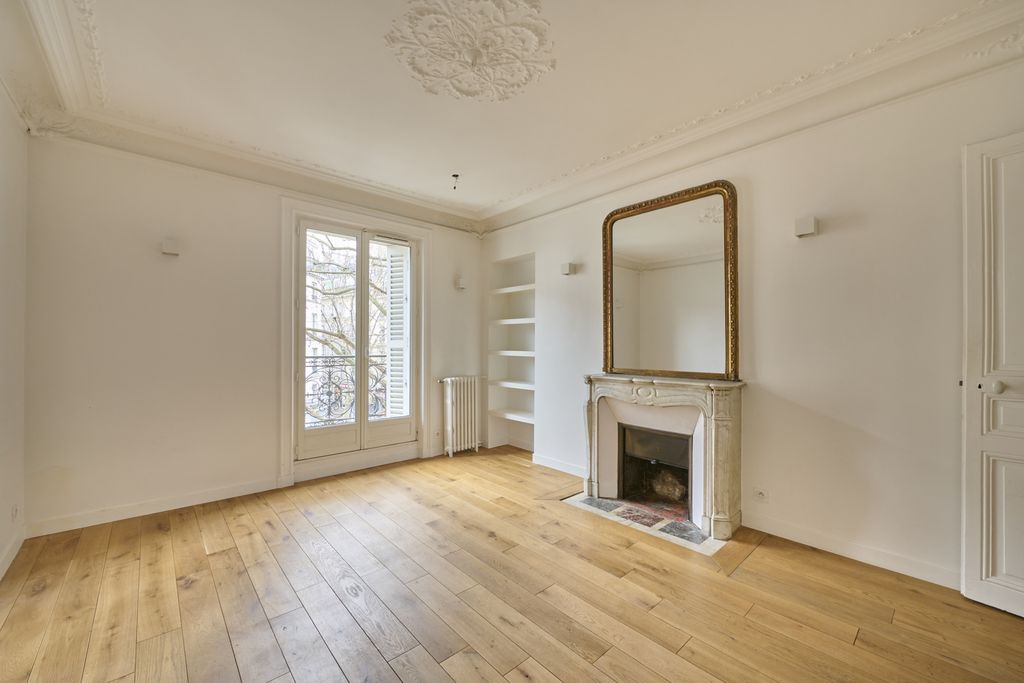 Achat appartement à vendre 3 pièces 66 m² - Paris 18ème arrondissement