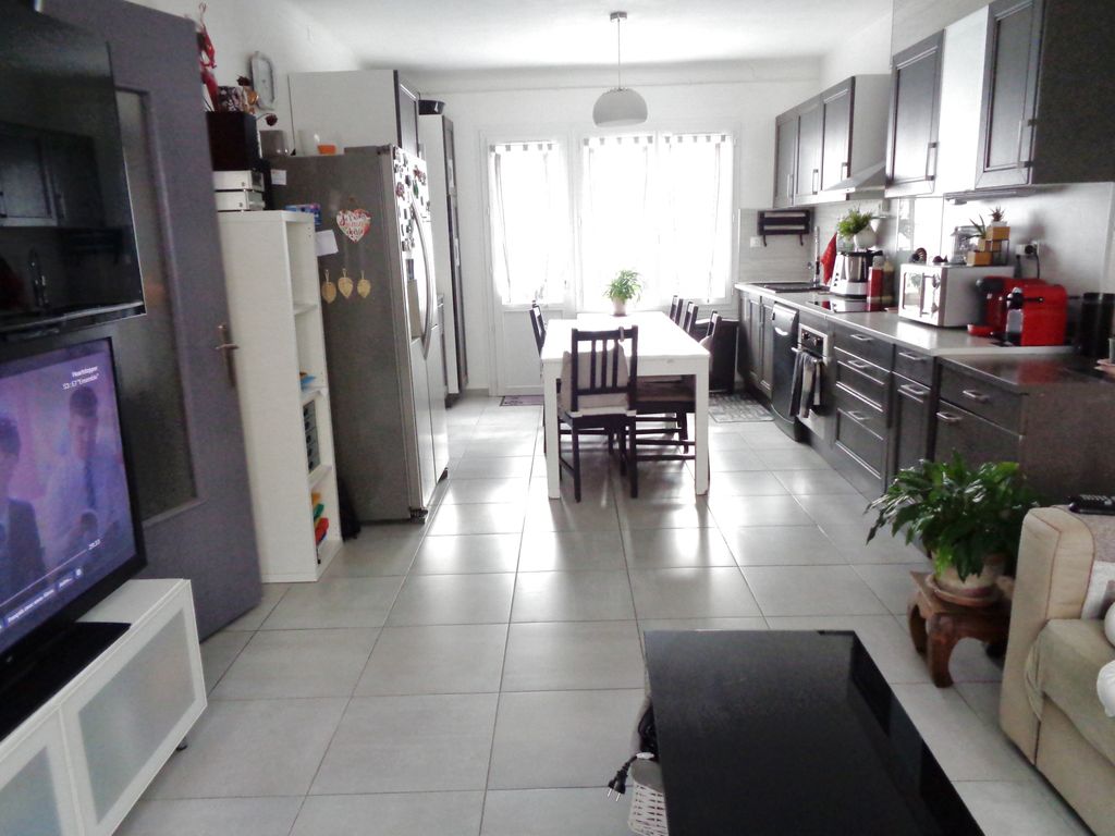 Achat maison à vendre 3 chambres 80 m² - Vias