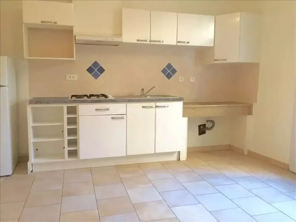 Achat maison à vendre 1 chambre 37 m² - Pourrières