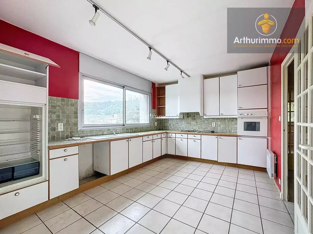 Achat appartement 7 pièce(s) Bourgoin-Jallieu