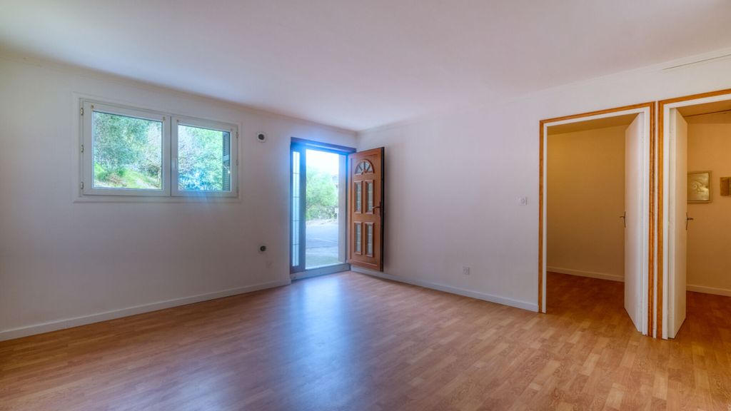 Achat appartement à vendre 3 pièces 63 m² - Bastia