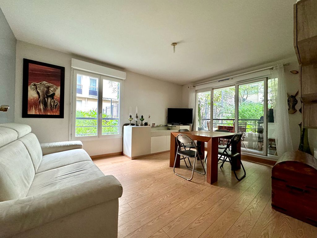 Achat appartement à vendre 3 pièces 62 m² - Pantin