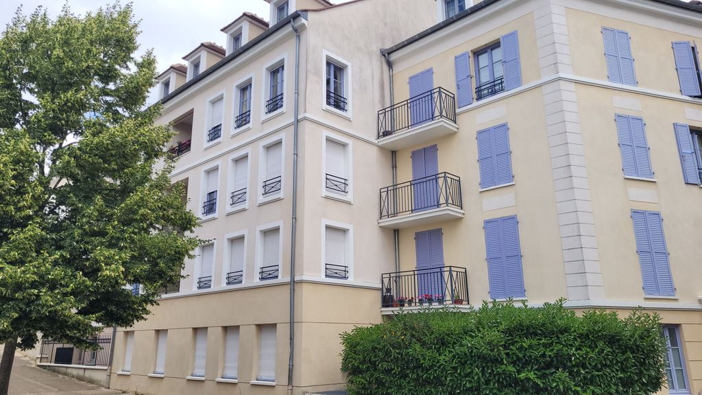 Achat appartement à vendre 2 pièces 50 m² - Rambouillet