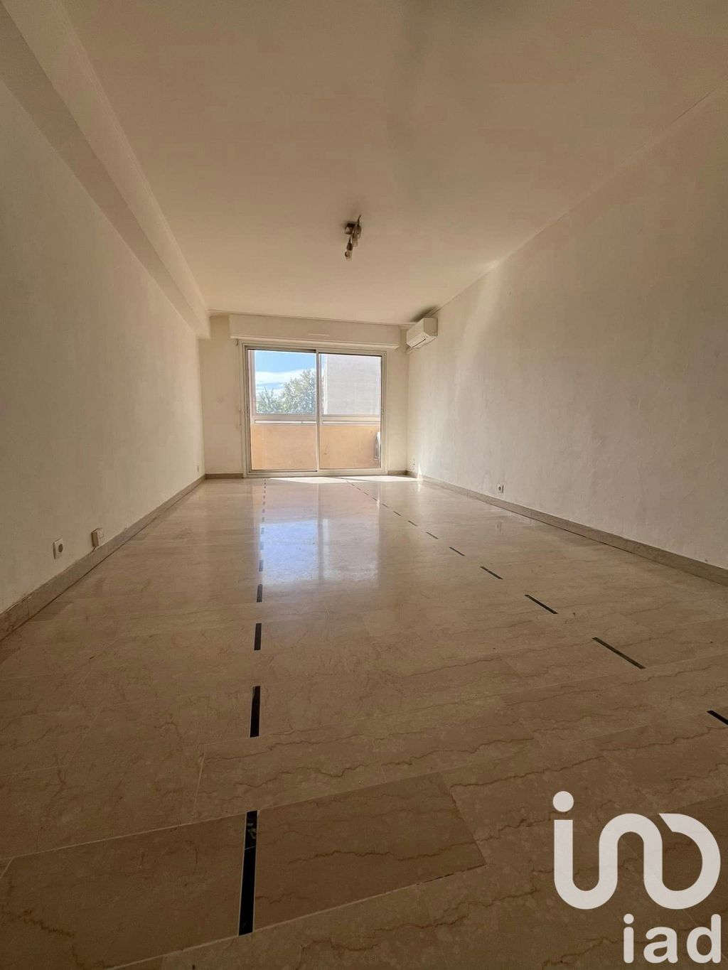 Achat appartement à vendre 3 pièces 84 m² - Marseille 10ème arrondissement