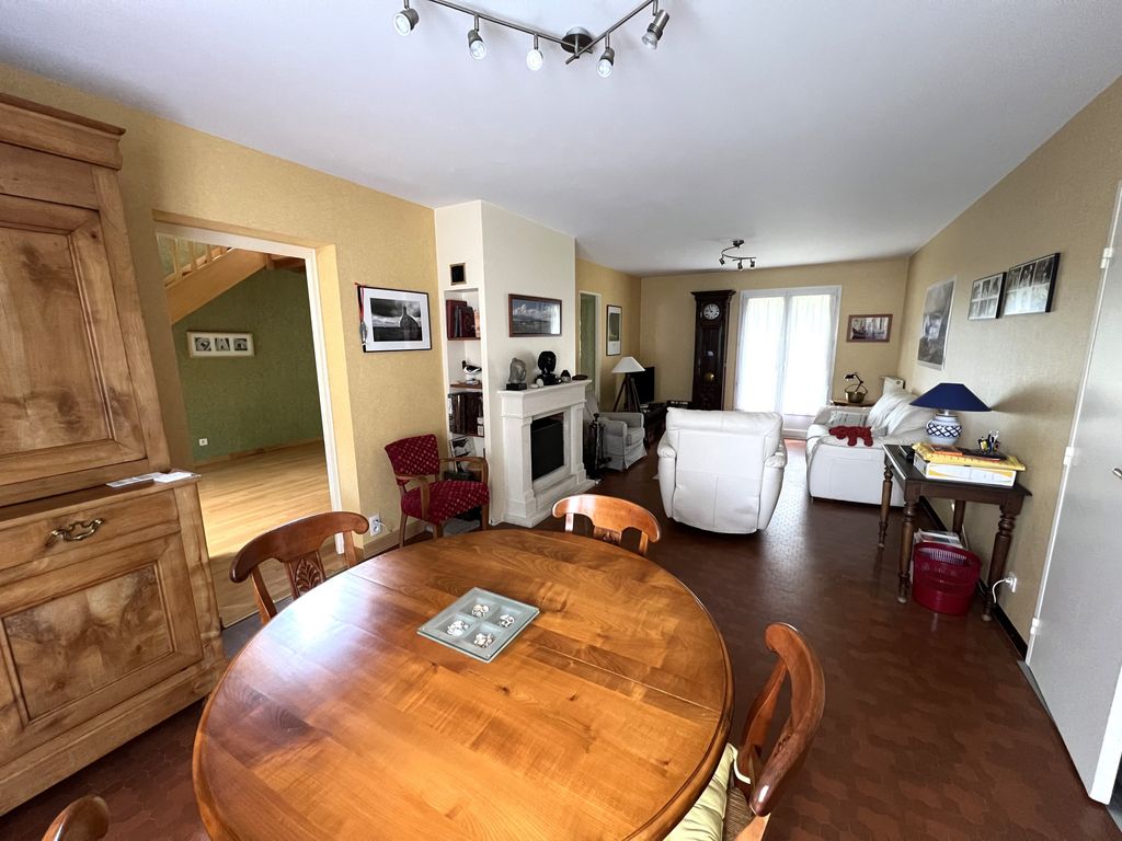 Achat maison à vendre 3 chambres 133 m² - Beaucouzé