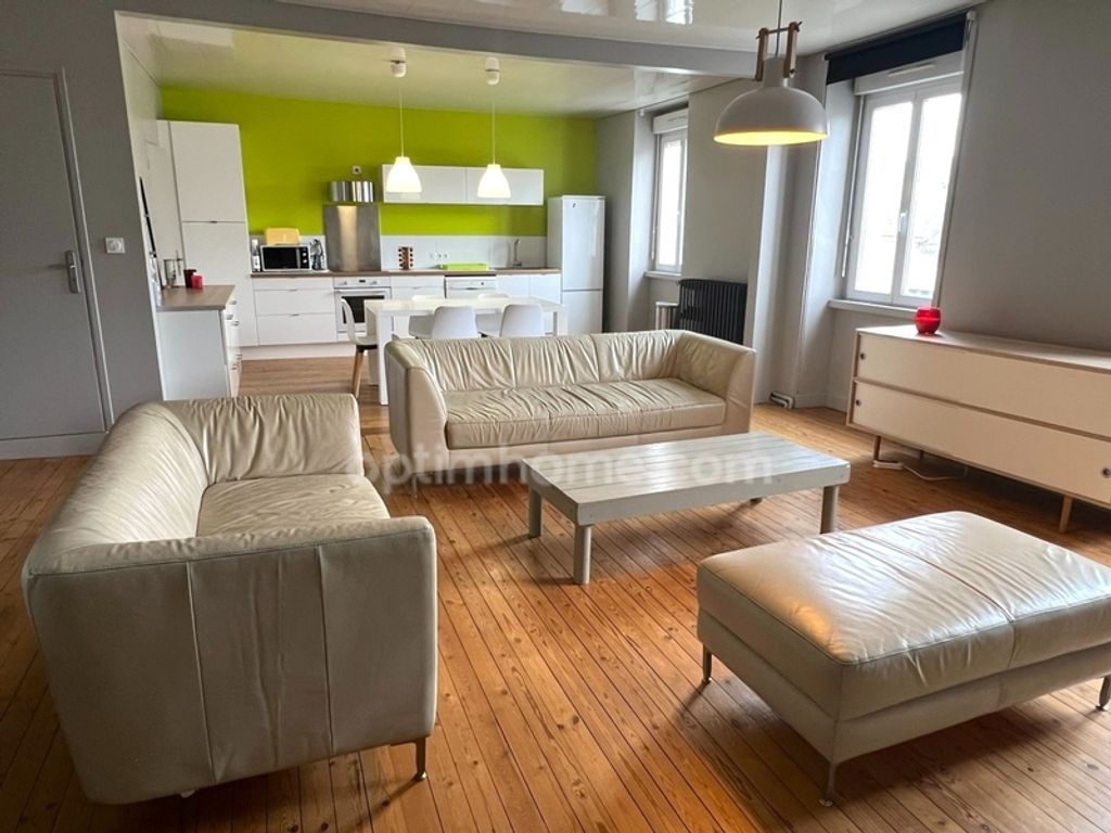 Achat appartement à vendre 6 pièces 150 m² - Mortagne-sur-Sèvre