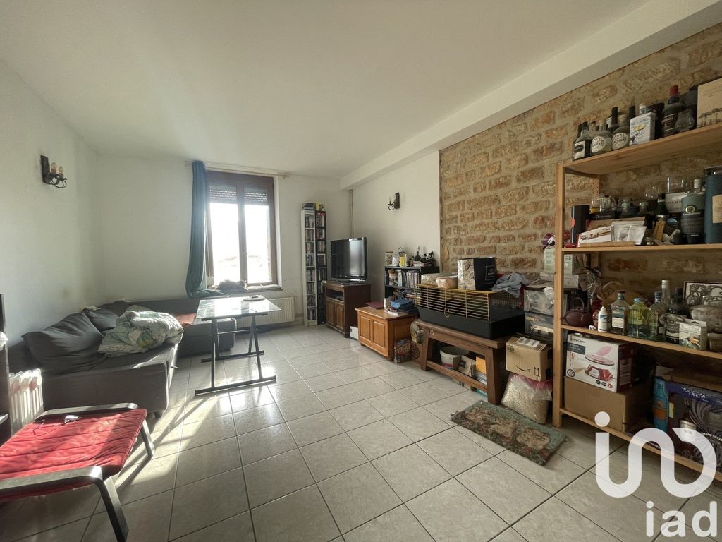 Achat maison à vendre 3 chambres 80 m² - Noyers-Pont-Maugis