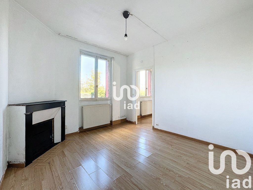 Achat appartement à vendre 2 pièces 40 m² - Corbeil-Essonnes