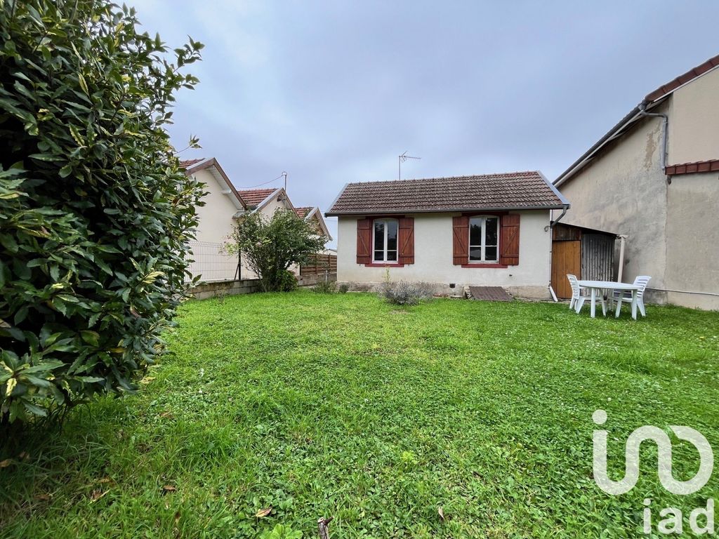 Achat maison à vendre 2 chambres 56 m² - Frignicourt