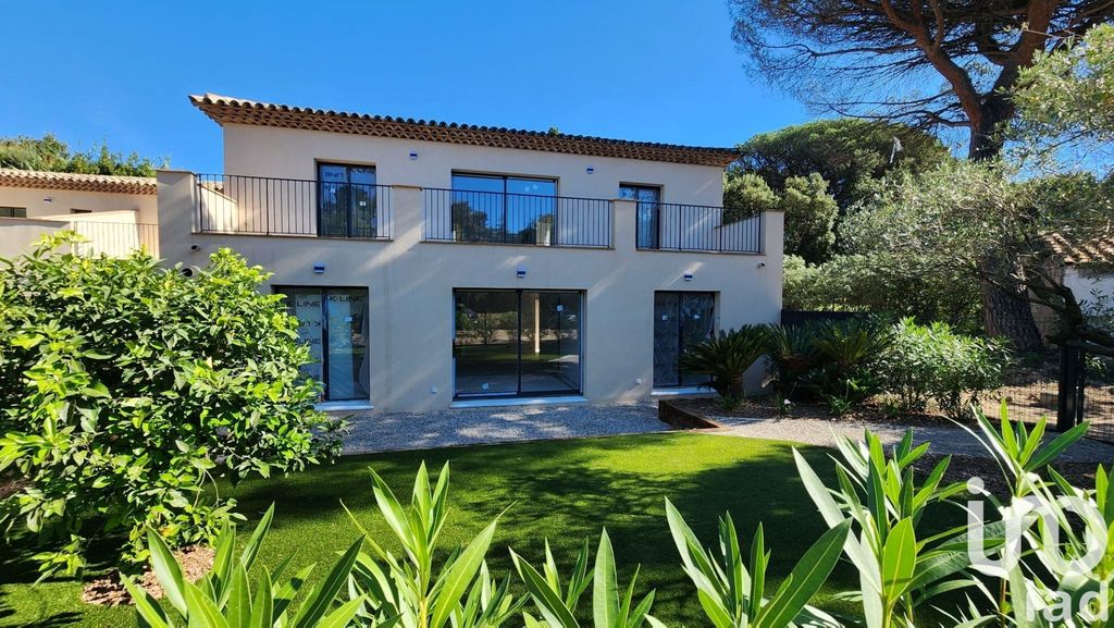 Achat appartement à vendre 4 pièces 108 m² - Grimaud