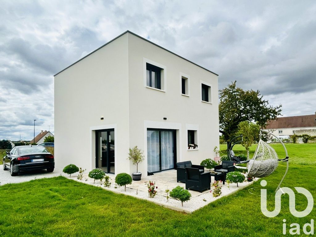 Achat maison à vendre 3 chambres 100 m² - Saint-Denis-sur-Loire