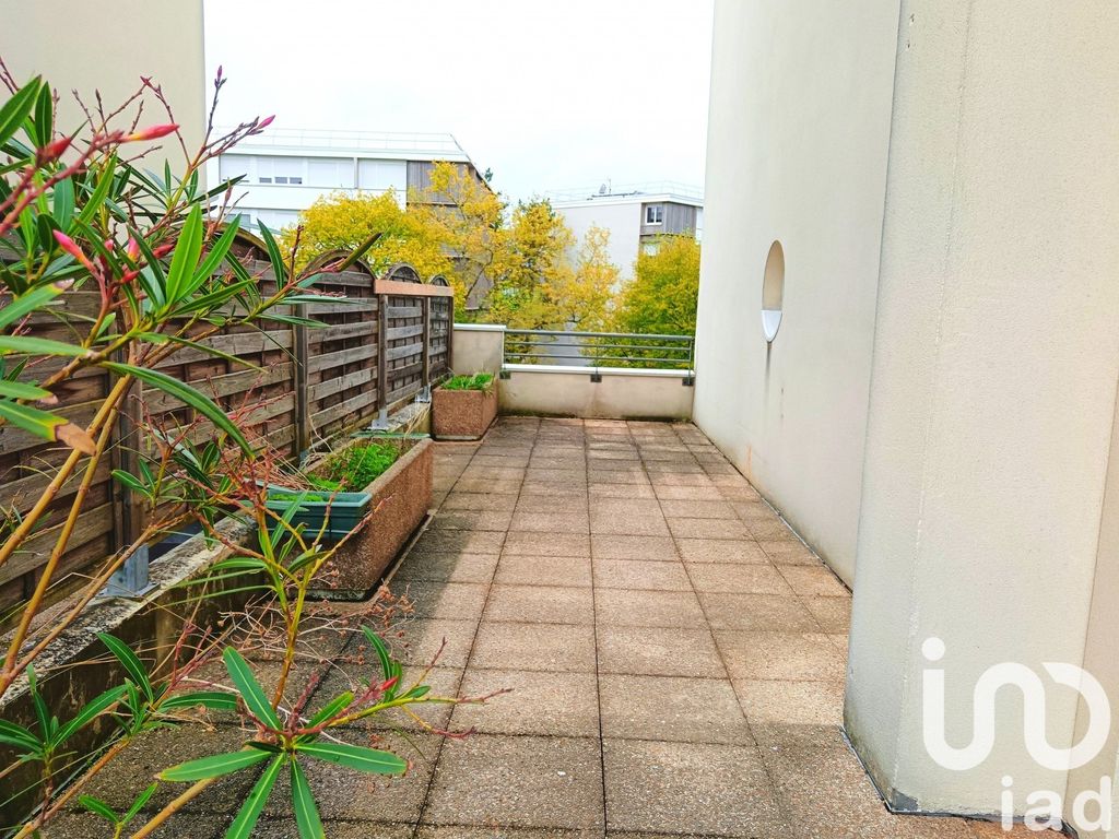 Achat appartement à vendre 3 pièces 59 m² - Cergy