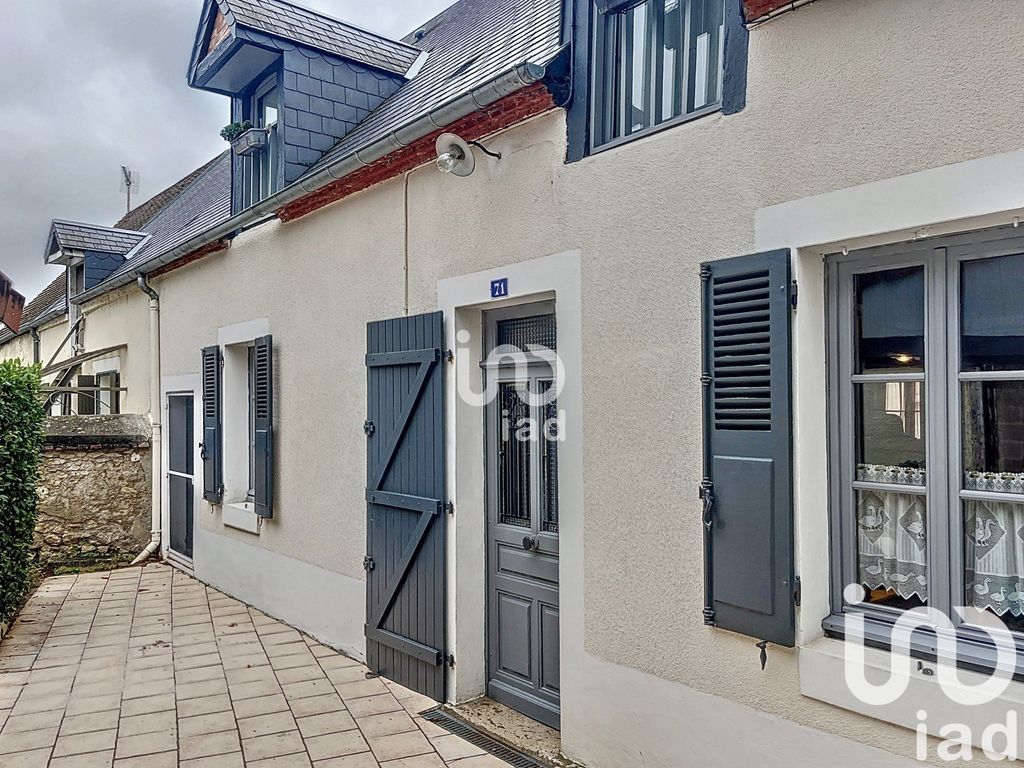 Achat maison à vendre 5 chambres 140 m² - Saint-Florent-sur-Cher