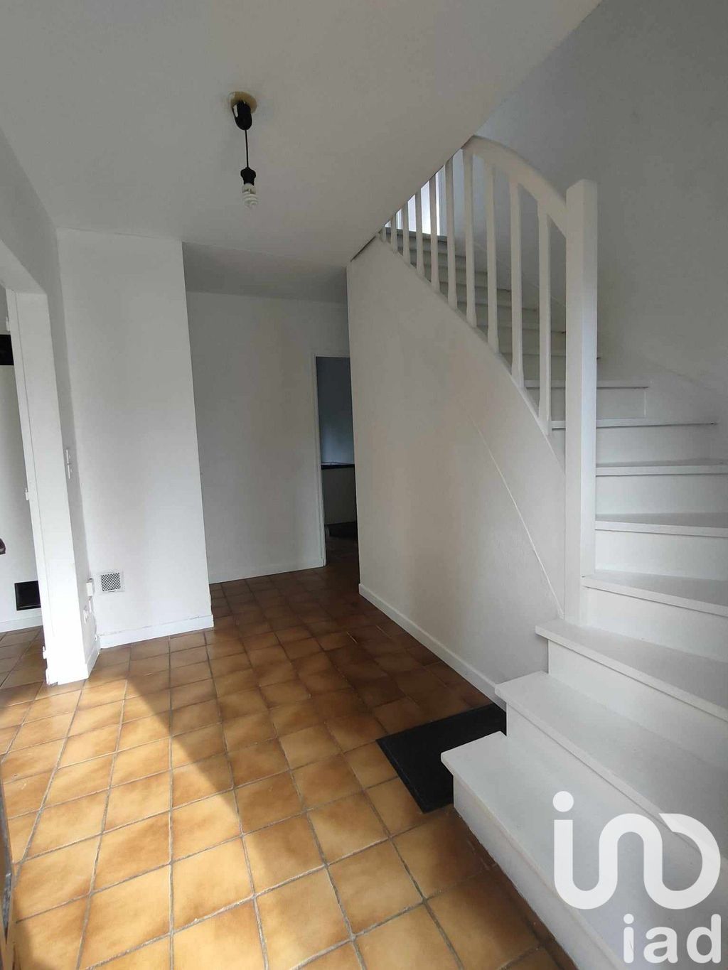 Achat maison à vendre 4 chambres 100 m² - Longuenée-en-Anjou