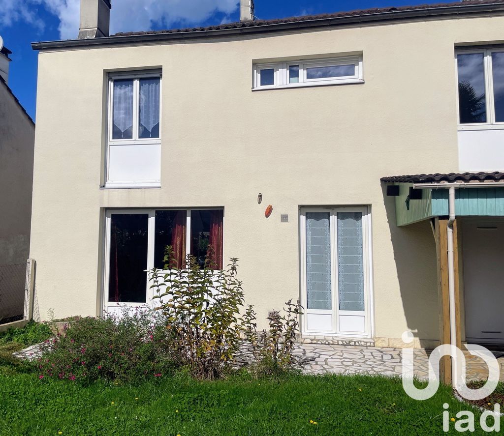 Achat maison à vendre 3 chambres 92 m² - Brive-la-Gaillarde