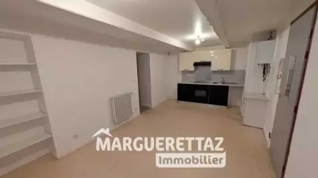 Achat appartement à vendre 2 pièces 41 m² - Saint-Jeoire