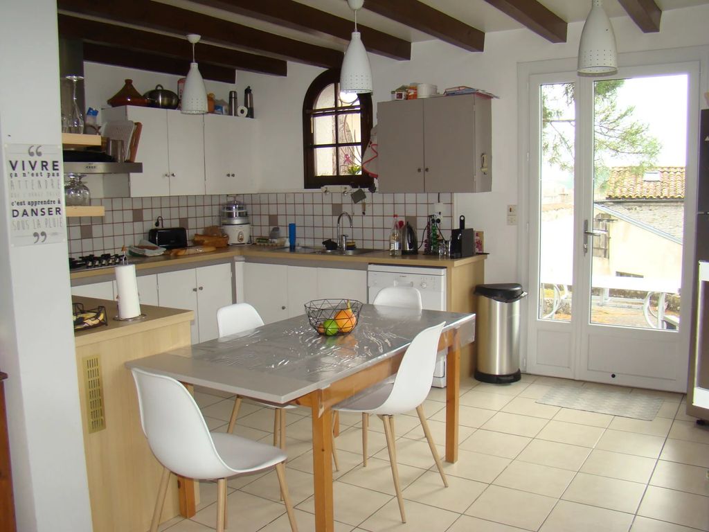 Achat maison 4 chambre(s) - Saint-Maurice-la-Clouère