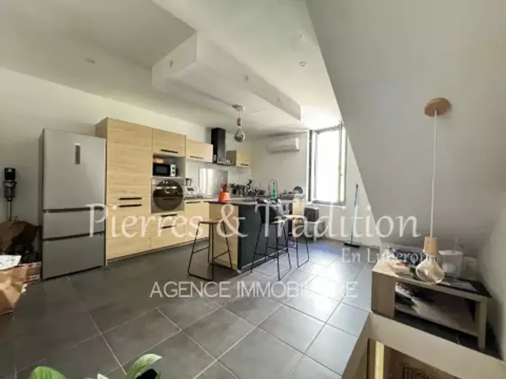 Achat appartement à vendre 4 pièces 109 m² - Bonnieux