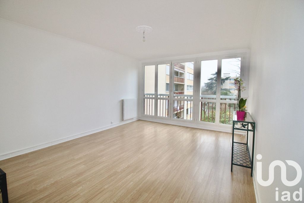 Achat appartement à vendre 5 pièces 95 m² - Thiais