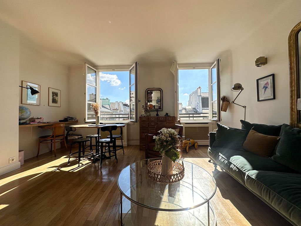 Achat appartement à vendre 3 pièces 70 m² - Paris 18ème arrondissement