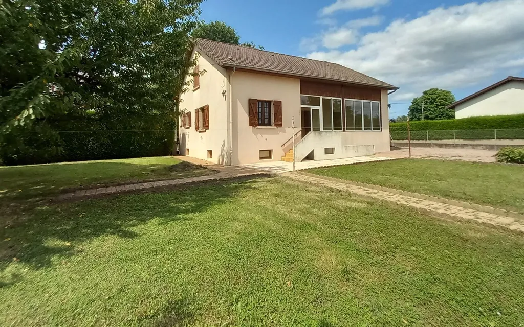 Achat maison à vendre 3 chambres 125 m² - Montceau-les-Mines