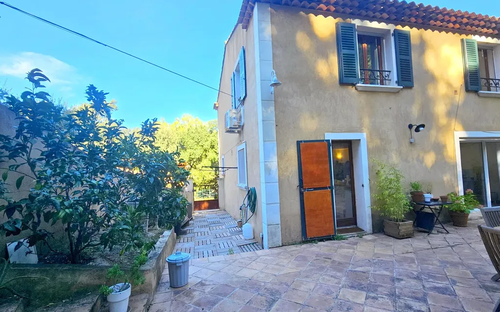 Achat maison à vendre 3 chambres 130 m² - La Seyne-sur-Mer