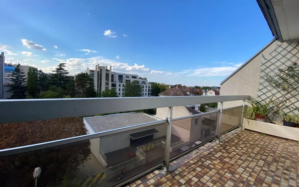 Achat appartement à vendre 3 pièces 59 m² - Saint-Maur-des-Fossés