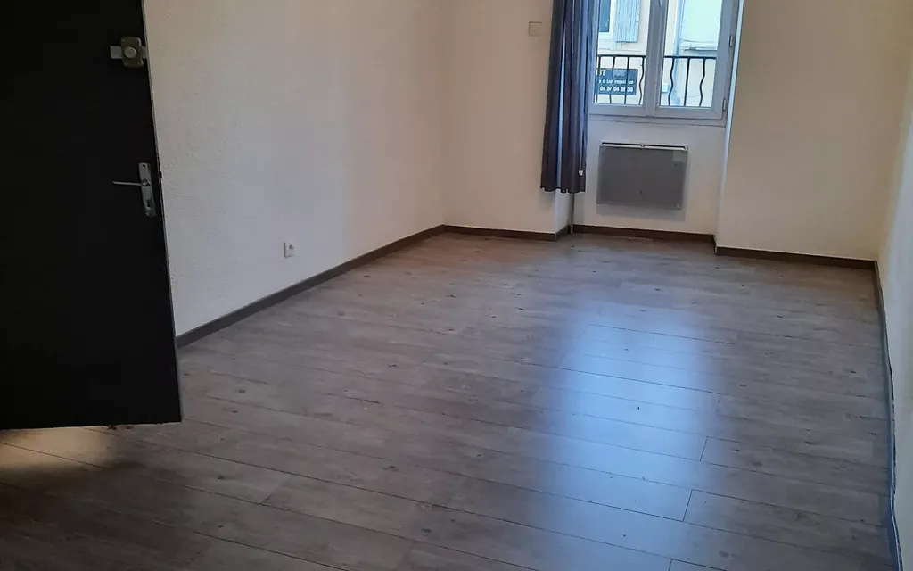 Achat appartement à vendre 3 pièces 91 m² - Remoulins