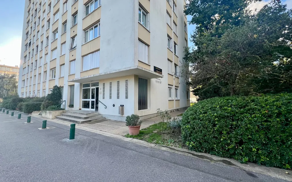 Achat appartement à vendre 3 pièces 56 m² - Le Plessis-Trévise