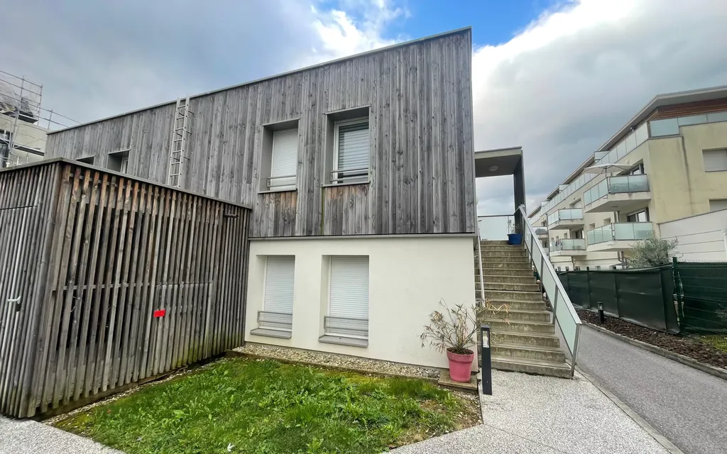 Achat appartement à vendre 3 pièces 68 m² - Aix-les-Bains