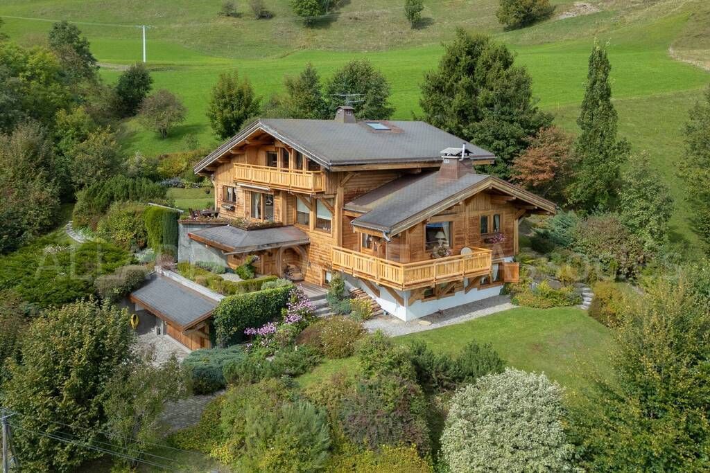 Achat maison à vendre 5 chambres 228 m² - Praz-sur-Arly