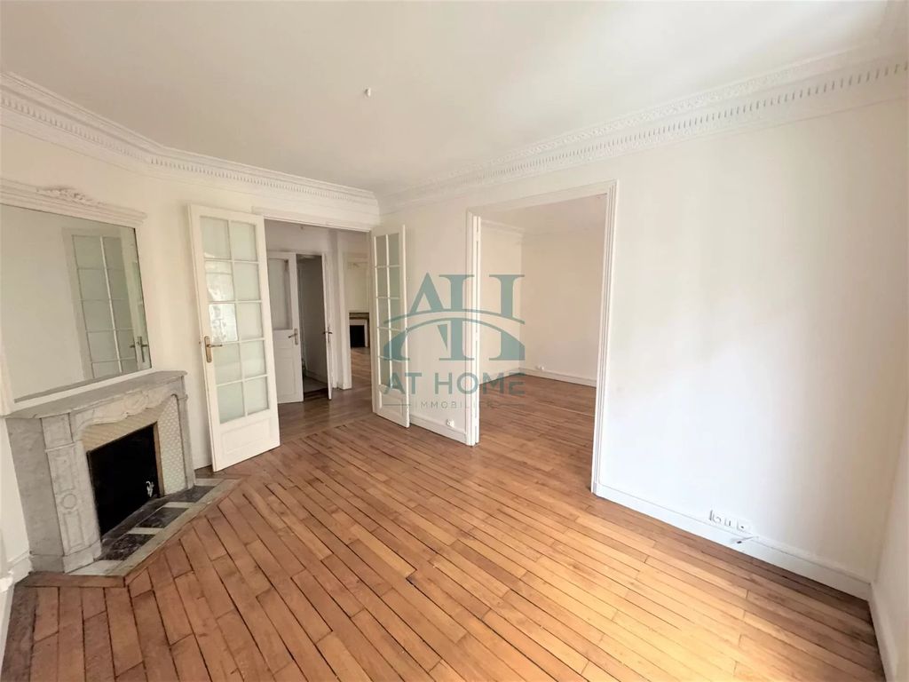 Achat appartement à vendre 3 pièces 54 m² - Paris 10ème arrondissement