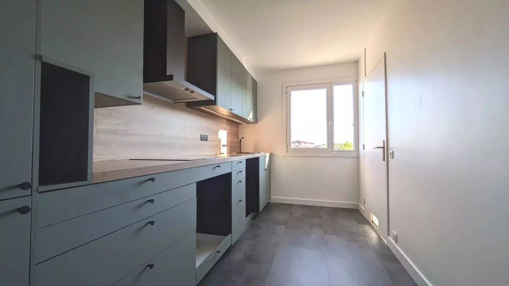 Achat appartement à vendre 3 pièces 75 m² - Ciboure