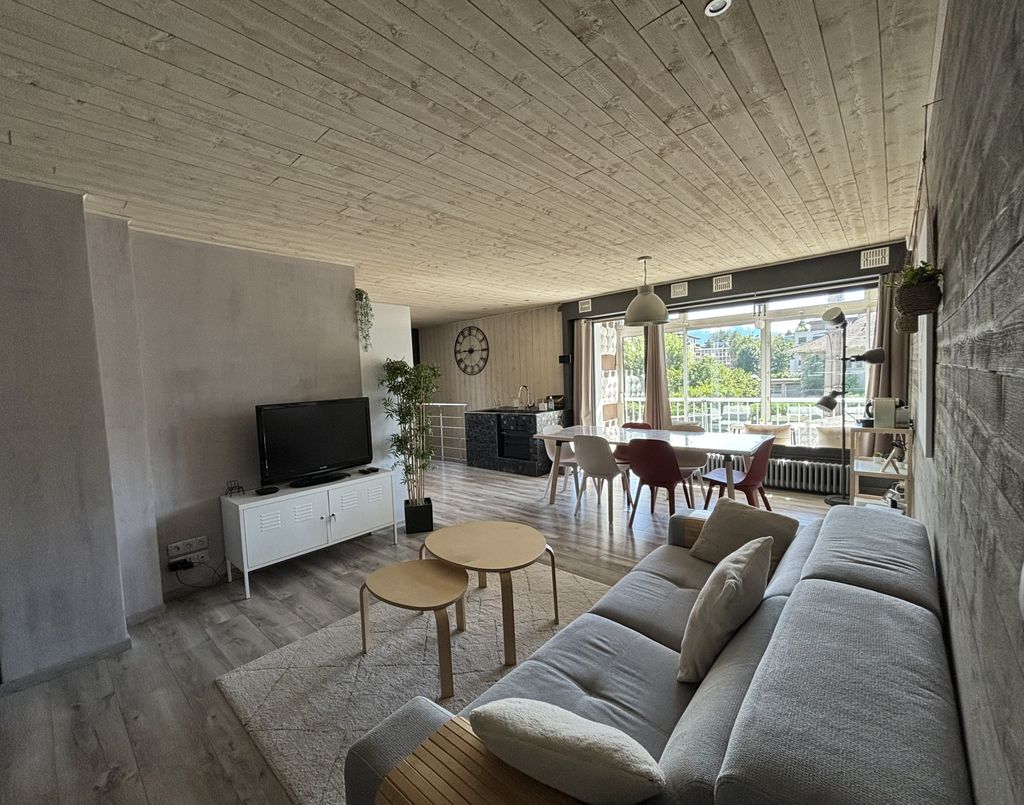 Achat loft à vendre 4 pièces 84 m² - Annecy