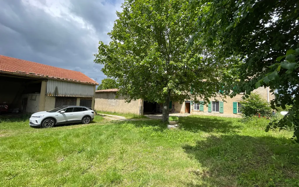 Achat maison à vendre 5 chambres 163 m² - Marches