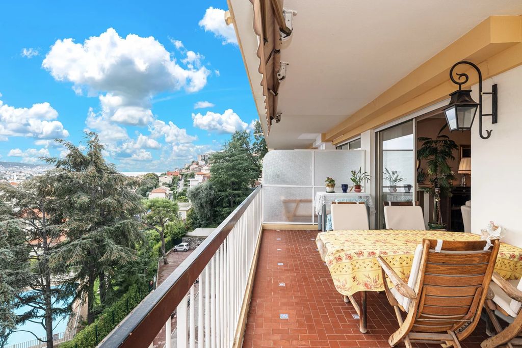 Achat appartement à vendre 4 pièces 103 m² - Nice