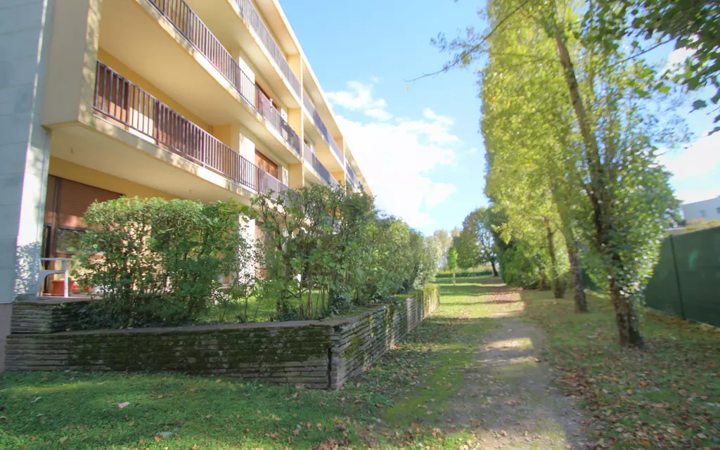 Achat appartement à vendre 3 pièces 73 m² - La Chapelle-Saint-Mesmin