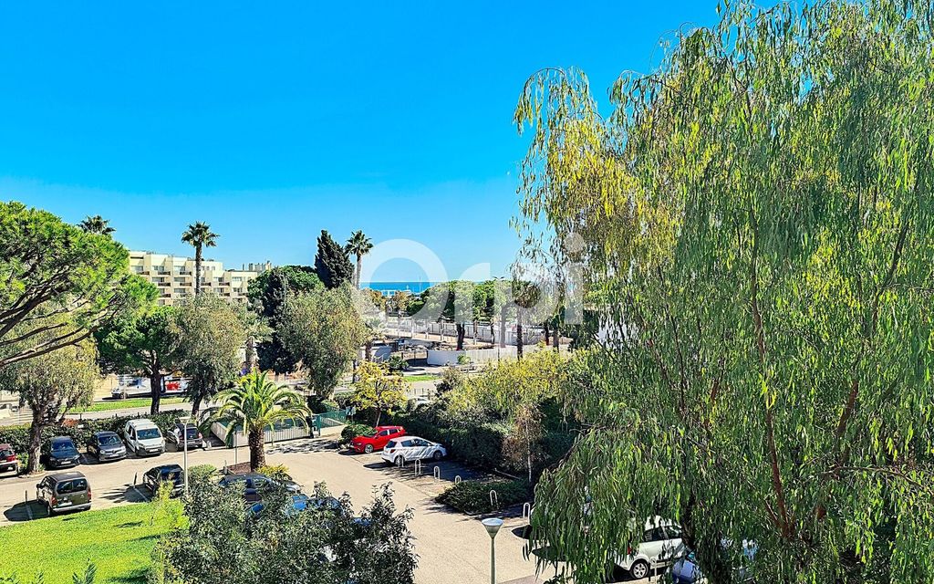 Achat appartement à vendre 3 pièces 68 m² - Antibes