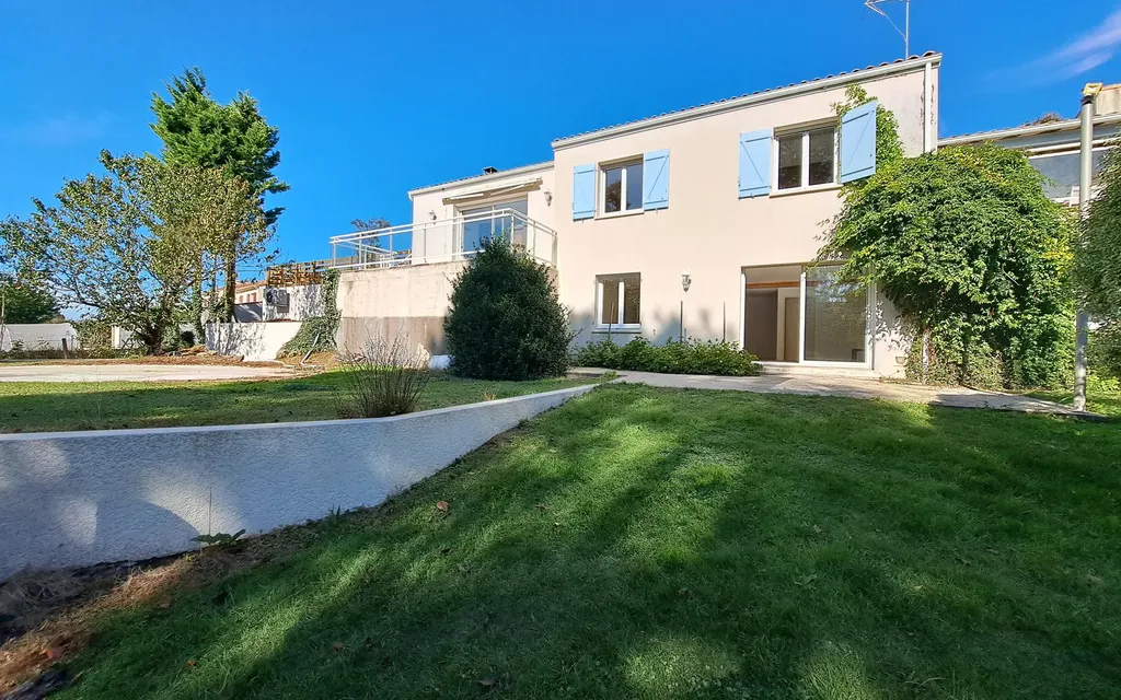 Achat maison à vendre 4 chambres 170 m² - Le Gua