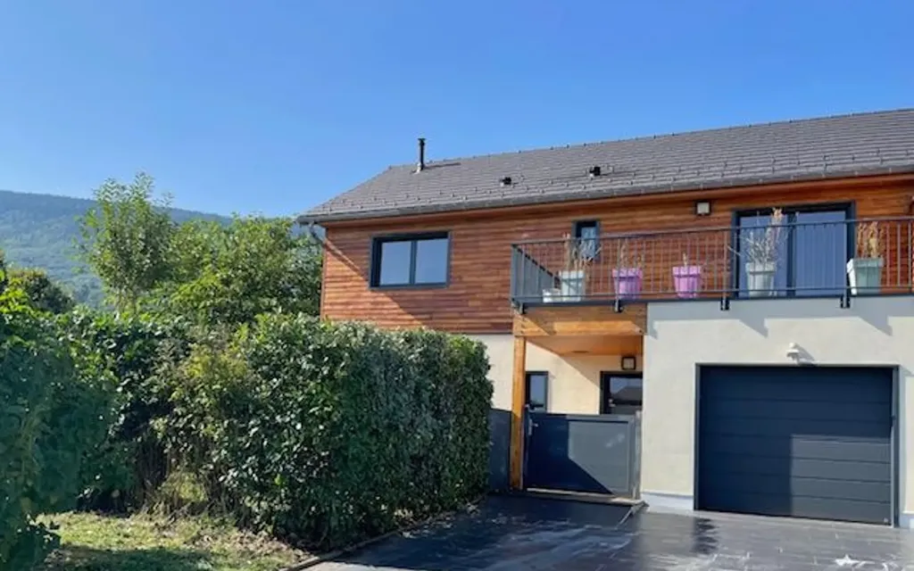 Achat maison à vendre 4 chambres 136 m² - Péron