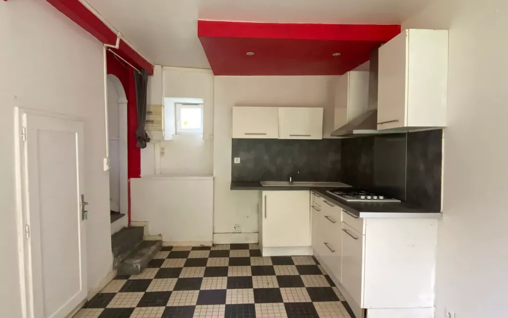 Achat maison à vendre 5 chambres 200 m² - Louvie-Juzon