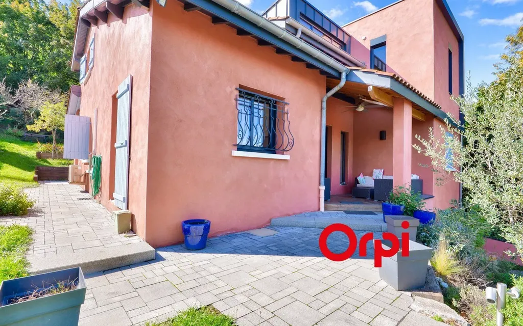 Achat maison à vendre 5 chambres 154 m² - Oullins