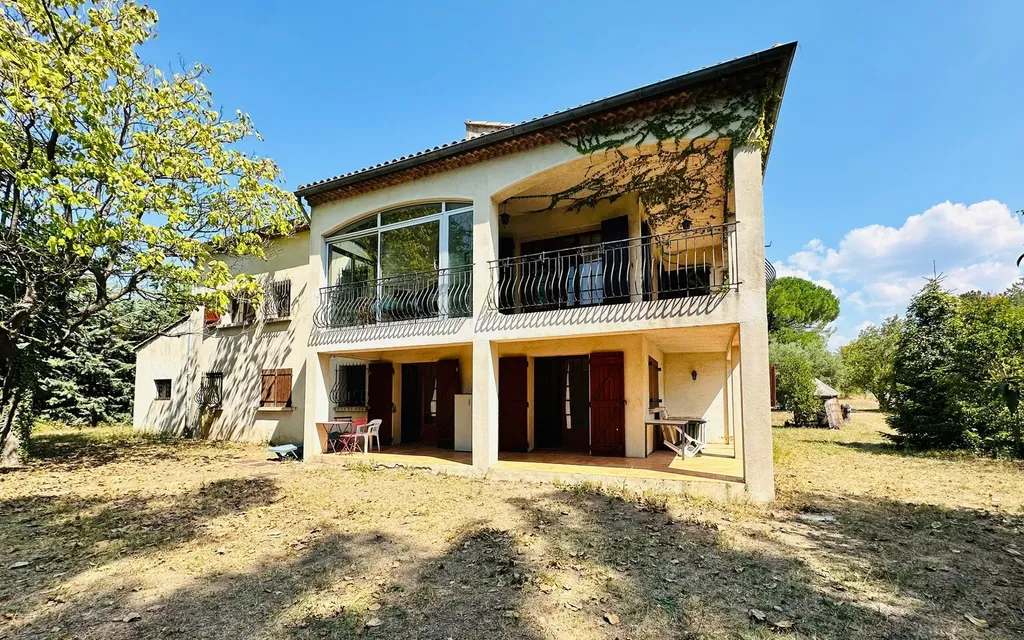 Achat maison à vendre 5 chambres 214 m² - Aix-en-Provence